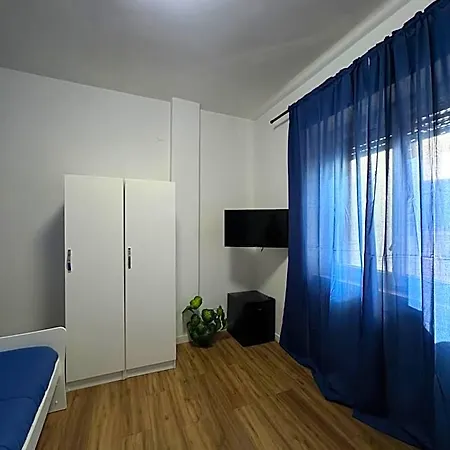 Napoli's Rooftop Bed & Breakfast 3*